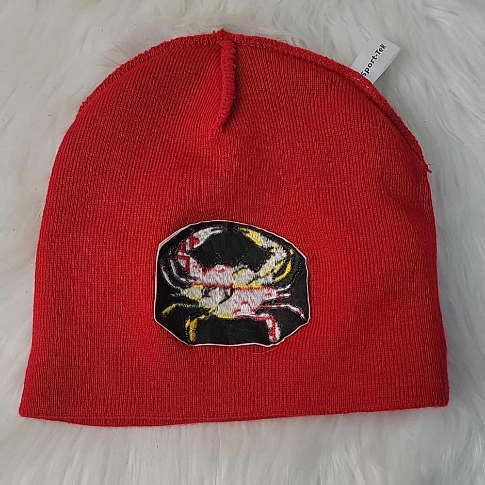 SPORT TEK Maryland Flag Embroidered Crab Red Black Beanie Knit Winter Skull Hat‎